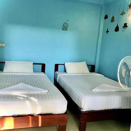 Frog Beach House Koh Phayam Bagian luar foto