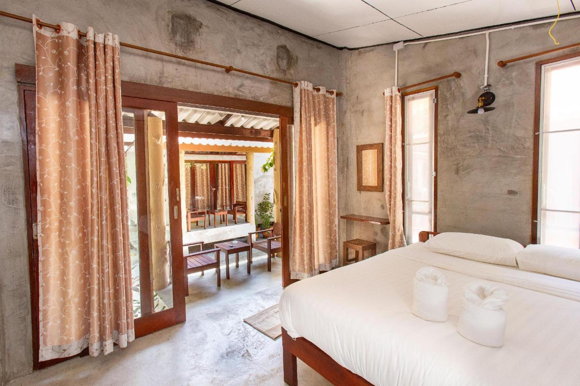 Frog Beach House Koh Phayam Bagian luar foto
