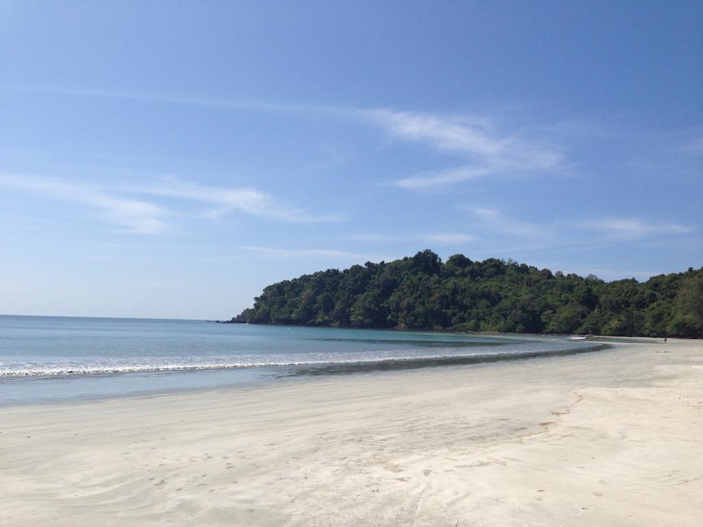 Frog Beach House Koh Phayam Bagian luar foto